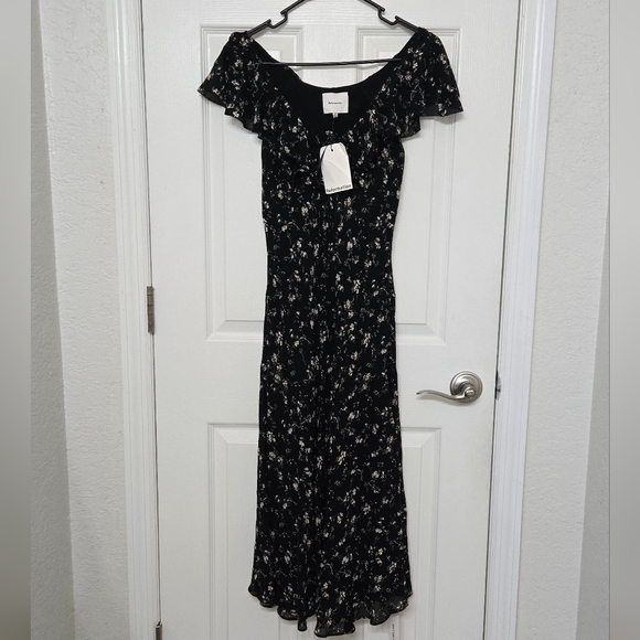 Reformation Gaelle Dress Lucien Black White Ruffle Flutter Sleeves Off Shoulder - Picture 3 of 16